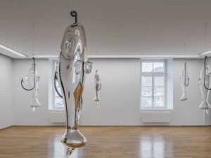 Ausstellungsansicht Aquarium (2014) von Joëlle Allet im Rahmen des Ausstellungszyklus Die grossen Inspirationen, Kunstmuseum Wallis, Sitten, 2026-2027.
© Joëlle Allet.
Foto: Kantonsmuseen, Sitten / Olivier Lovey