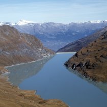 Barrage et lac de Grande Dixence depuis l'arrière